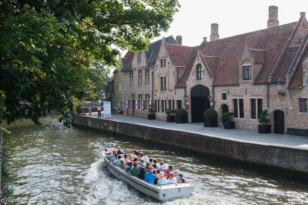 Exclusive Suites The Secret Garden Bruges Exterior photo
