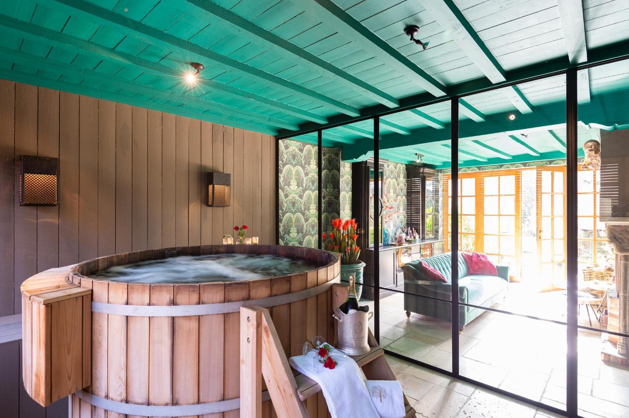 Exclusive Suites The Secret Garden Bruges Exterior photo